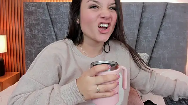 Snapshot of Falak_sweett_ chatting on 01.16.25 Falak sweett online show from 01.16.25