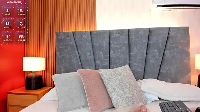 Snapshot of Falak_sweett_ chatting on 10.10.25 Falak sweett online show from 10.10.25