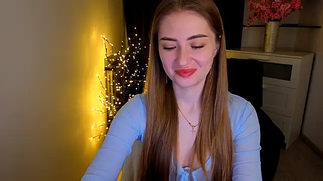 Snapshot of Adelyna_Bird chatting on 03.12.26 Adelyna Bird online show from 03.12.26