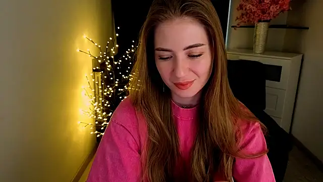 Snapshot of Adelyna_Bird chatting on 03.16.26 Adelyna Bird online show from 03.16.26
