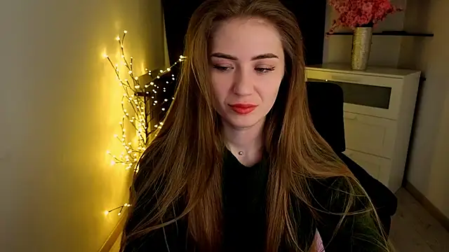 Snapshot of Adelyna_Bird chatting on 03.29.26 Adelyna Bird online show from 03.29.26