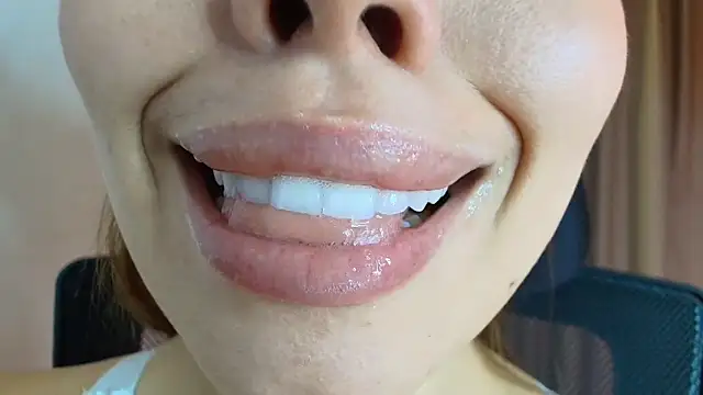 lisbet21x online show from 04.10.26