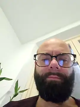 Snapshot of Dolceporco19 chatting on 12.15.24 Dolceporco19 online show from 12.15.24