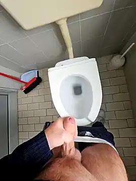 Snapshot of Dolceporco19 chatting on 12.18.24 Dolceporco19 online show from 12.18.24