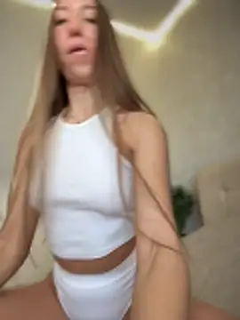 EvaCatt online show from 03.26.26