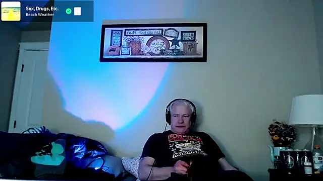 Snarfle82 online show from 11.07.25