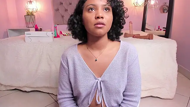 Zafiiraa online show from 01.22.25