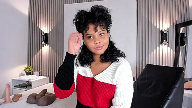 Zafiiraa online show from 01.12.26