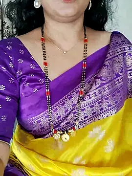 Snapshot of Indian_desi_wife chatting on 06.24.26 Indian desi wife online show from 06.24.26