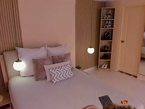 EricaCopola online show from 10.01.25