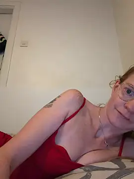 Snapshot of jannis1992 chatting on 05.02.26 jannis1992 online show from 05.02.26