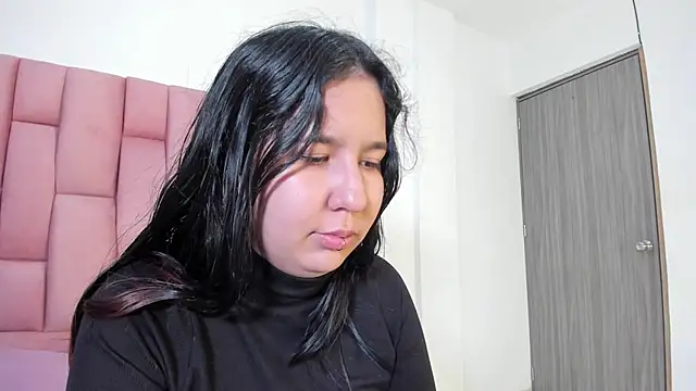 Lia sarahi online show from 12.03.25