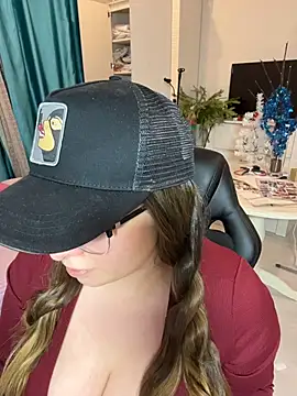 Snapshot of DienkaGreen chatting on 01.15.26 DienkaGreen online show from 01.15.26