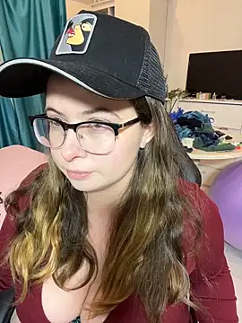 Snapshot of DienkaGreen chatting on 02.01.26 DienkaGreen online show from 02.01.26