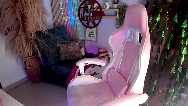 lena paulxo online show from 12.20.24