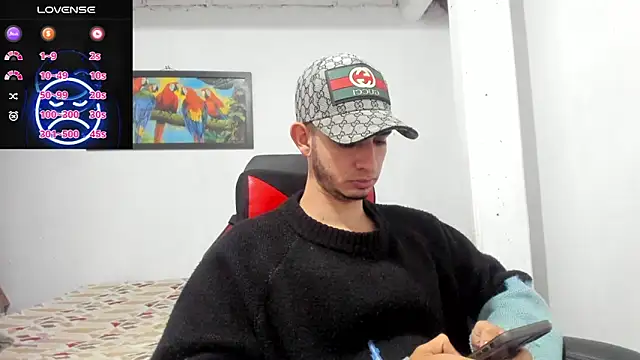 Snapshot of freestyle_blake1 chatting on 02.05.25 freestyle blake1 online show from 02.05.25