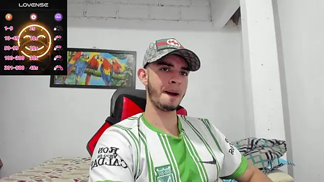 Snapshot of freestyle_blake1 chatting on 02.06.25 freestyle blake1 online show from 02.06.25