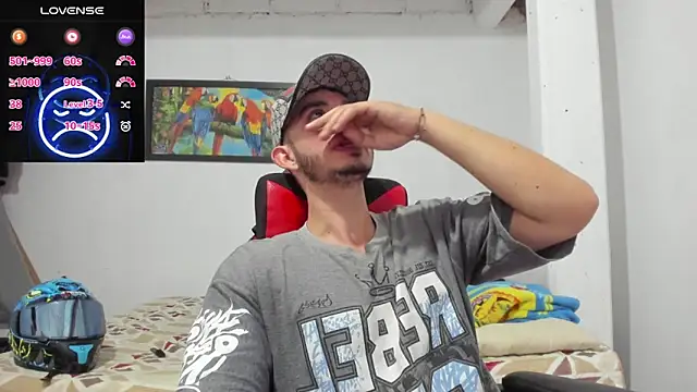 Snapshot of freestyle_blake1 chatting on 02.07.25 freestyle blake1 online show from 02.07.25