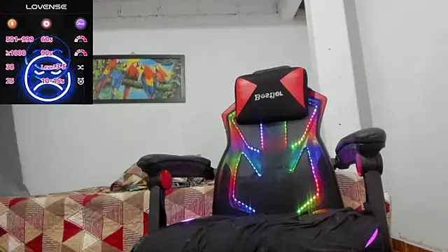 Snapshot of freestyle_blake1 chatting on 03.11.25 freestyle blake1 online show from 03.11.25