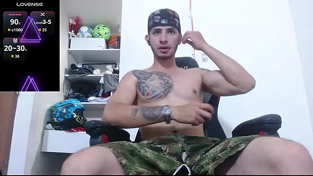 Snapshot of freestyle_blake1 chatting on 09.25.25 freestyle blake1 online show from 09.25.25