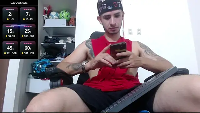 Snapshot of freestyle_blake1 chatting on 09.26.25 freestyle blake1 online show from 09.26.25