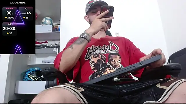 Snapshot of freestyle_blake1 chatting on 11.06.25 freestyle blake1 online show from 11.06.25