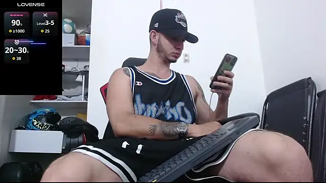 Snapshot of freestyle_blake1 chatting on 11.09.25 freestyle blake1 online show from 11.09.25