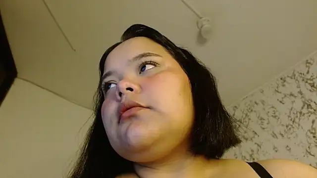 Snapshot of sexychubby___ chatting on 10.12.25 sexychubby    online show from 10.12.25