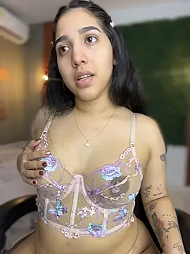 Snapshot of Amandanauty chatting on 01.18.26 Amandanauty online show from 01.18.26