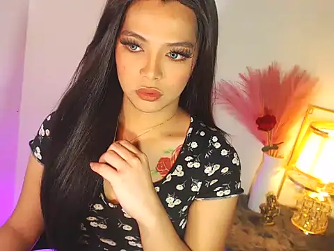 MajesticKitana online show from 10.23.25