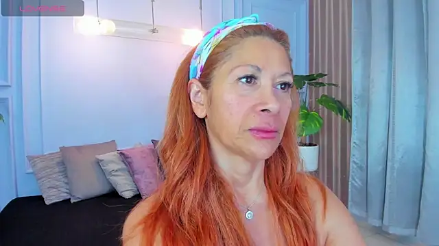 cintiagreyx online show from 04.07.26