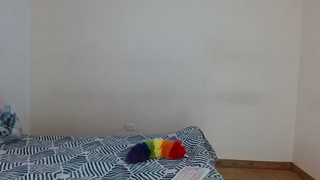 Estrella sweett online show from 01.09.25