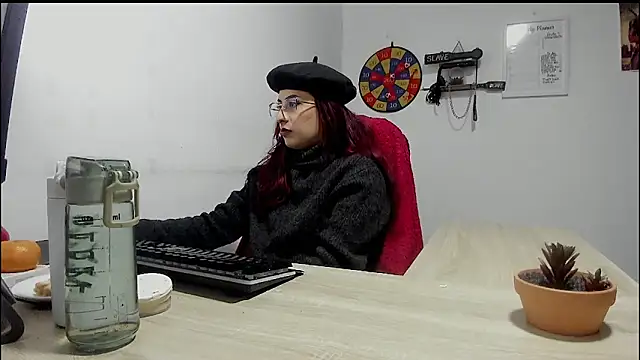 Snapshot of Scarlett_Sen chatting on 03.12.25 Scarlett Sen online show from 03.12.25