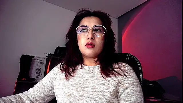 Snapshot of Scarlett_Sen chatting on 09.12.25 Scarlett Sen online show from 09.12.25