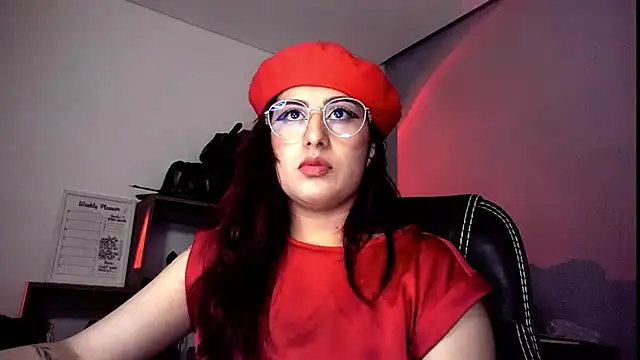 Snapshot of Scarlett_Sen chatting on 09.13.25 Scarlett Sen online show from 09.13.25