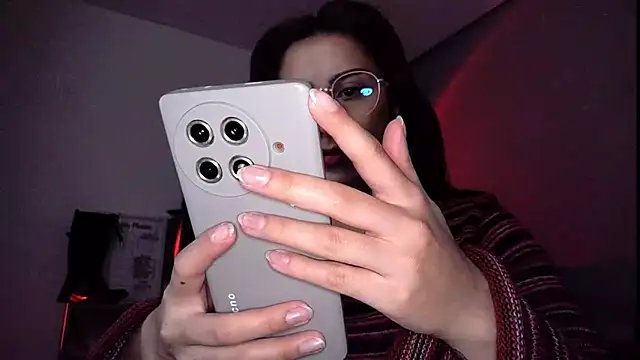 Snapshot of Scarlett_Sen chatting on 09.15.25 Scarlett Sen online show from 09.15.25