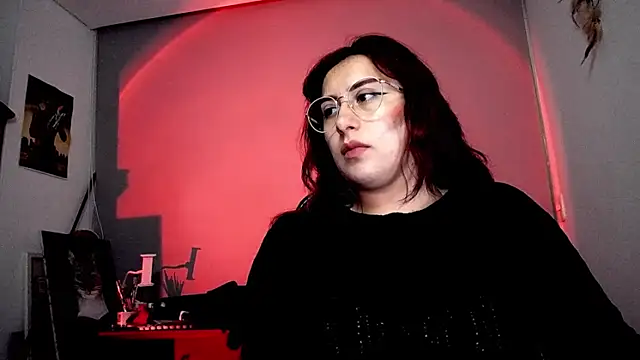 Snapshot of Scarlett_Sen chatting on 11.12.25 Scarlett Sen online show from 11.12.25