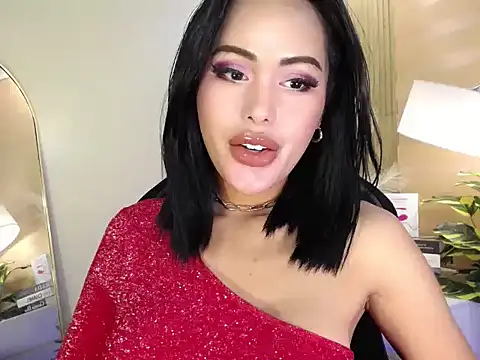 Snapshot of HeavenlyStar chatting on 02.02.25 HeavenlyStar online show from 02.02.25