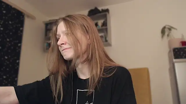 mollytuck online show from 01.04.25