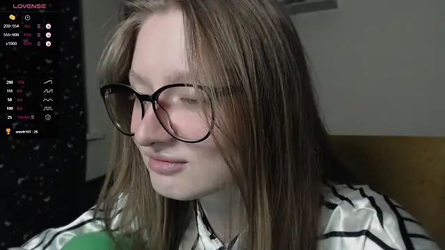 mollytuck online show from 03.14.25