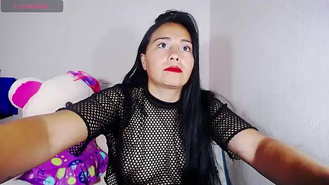 Snapshot of hanna_girl21 chatting on 02.11.25 hanna girl21 online show from 02.11.25