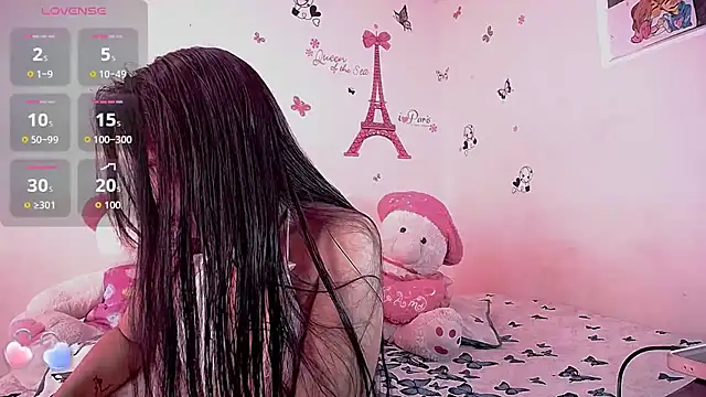 Snapshot of hanna_girl21 chatting on 10.07.25 hanna girl21 online show from 10.07.25