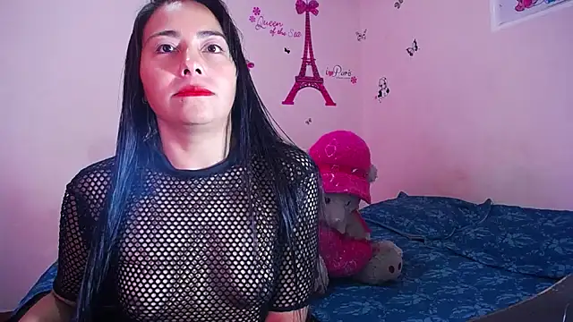 Snapshot of hanna_girl21 chatting on 12.20.25 hanna girl21 online show from 12.20.25