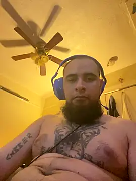 Snapshot of cnasty5621333 chatting on 11.08.25 cnasty5621333 online show from 11.08.25