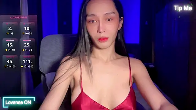 Snapshot of UrdreamTSgirl chatting on 07.03.26 UrdreamTSgirl online show from 07.03.26