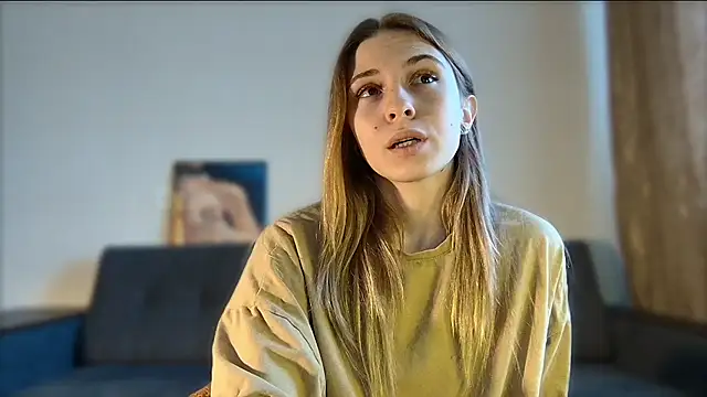 LovelyKatea online show from 03.12.25