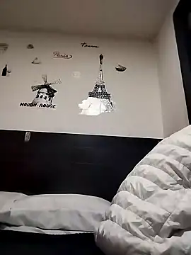 stifen  online show from 01.25.25