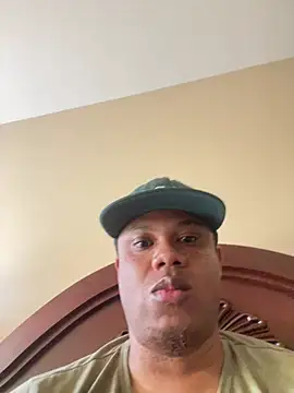 Iced cloudz online show from 04.10.26