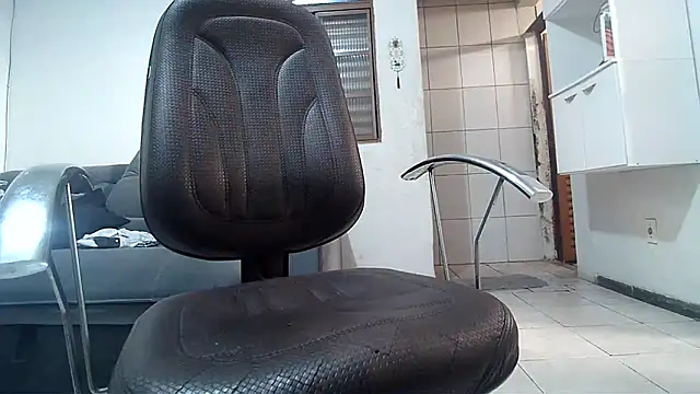 Snapshot of CherrylBee2022 chatting on 09.13.25 CherrylBee2022 online show from 09.13.25