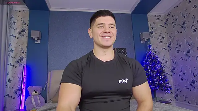 Snapshot of Arilas_ chatting on 12.13.24 Arilas  online show from 12.13.24